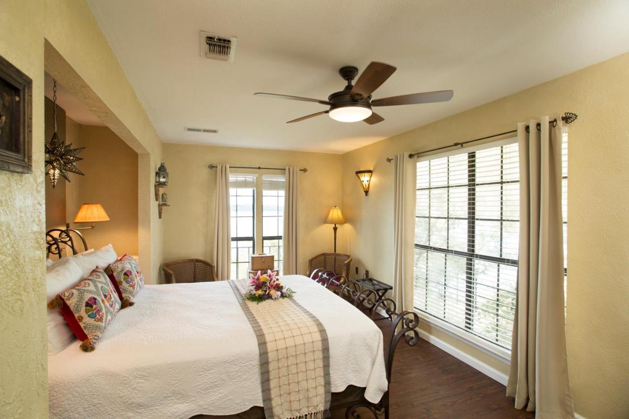 Lakehouse Bed And Breakfast 峡谷湖 外观 照片
